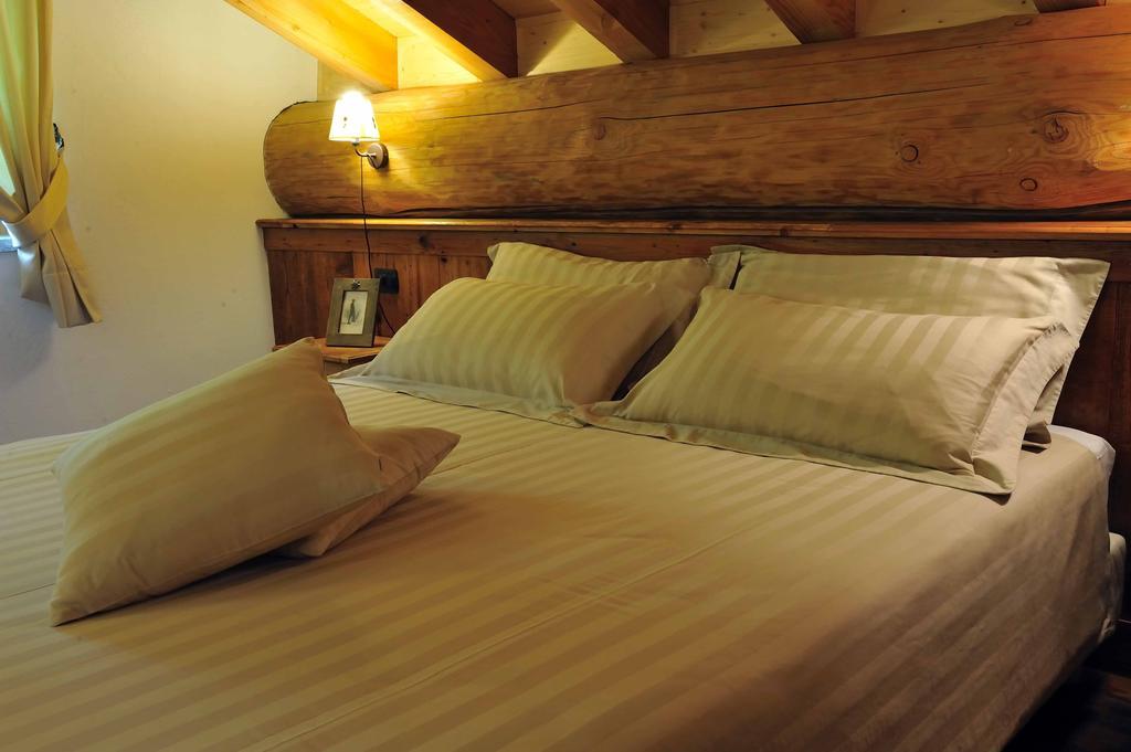 Ellex Eco Hotel Gressoney-la-Trinité Rom bilde